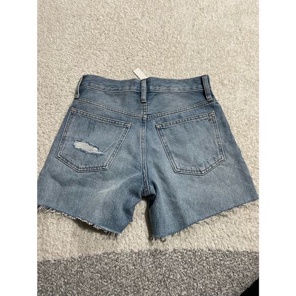 NWT Madewell Women's Size 23 Relaxed Ripped Mid Length Denim Shorts Blue - Picture 2 of 10